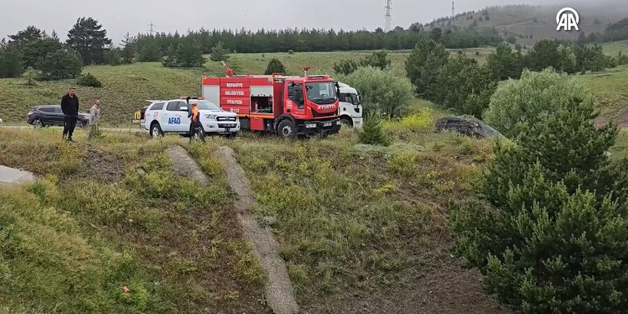 Minibüs şarampole devrildi! 4 ölü, 10 yaralı
