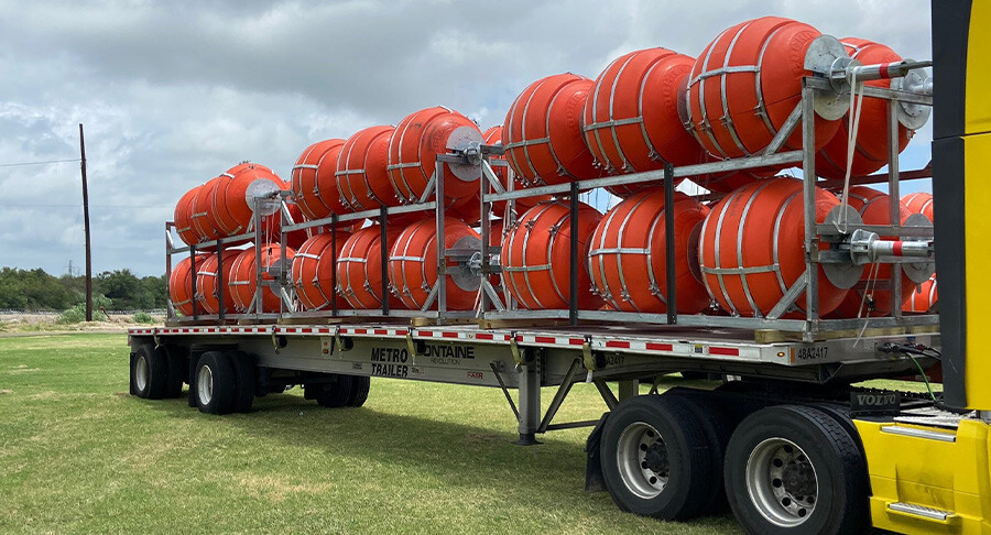 Texas-Meksika sınırına yüzen bariyer! Göçmenlerin nehri geçmeleri engellenecek