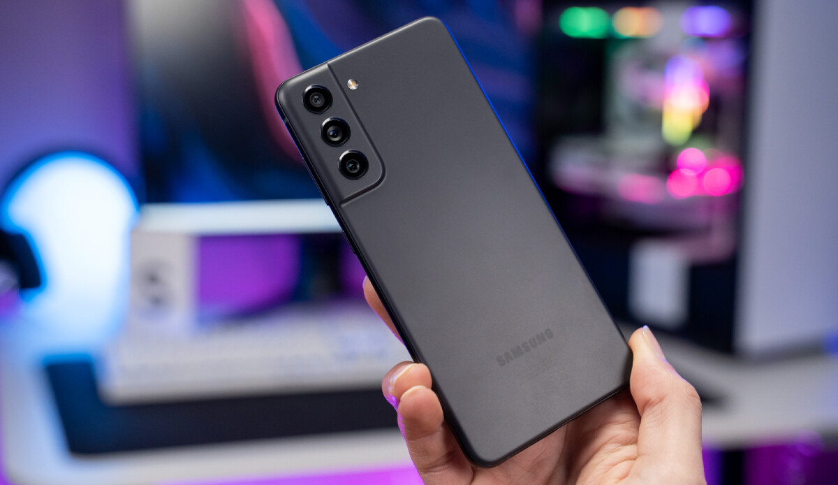 Samsung&#039;dan beklenmedik hamle: Galaxy S21 FE 2023 pazara girdi