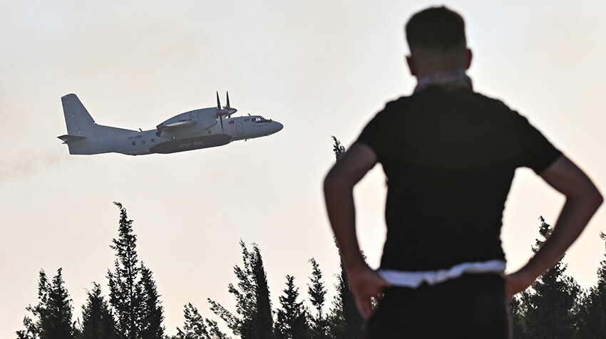 İzmir'de yangın sonrası uçak seferleri iptal edildi