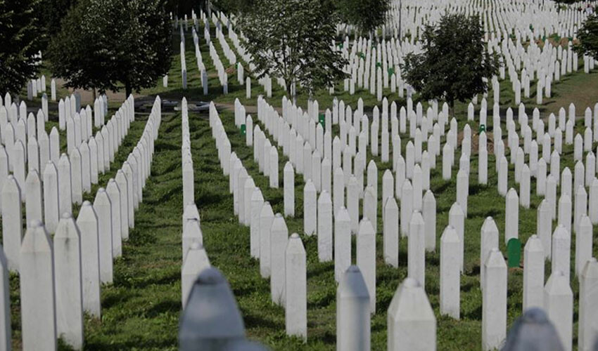 Srebrenitsa kurbanı 30 kişi bugün toprağa verilecek Srebrenitsa kurbanı 30 kişi bugün toprağa verilecek