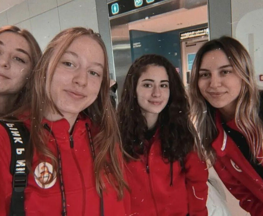Real Madrid’in yeni transferi Arda Güler gönlünü Galatasaraylı oyuncu Duru Nayman'a kaptırdı... Fotoğraflar her şeyi ele verdi Real Madrid’in yeni transferi Arda Güler gönlünü Galatasaraylı oyuncu Duru Nayman'a kaptırdı... Fotoğraflar her şeyi ele verdi