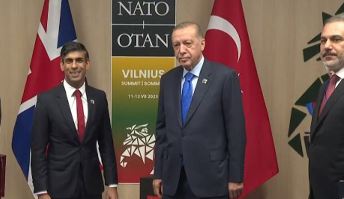 Sondakika! Erdoğan ile İngiltere Başbakanı Sunak ile görüştü Sondakika! Erdoğan ile İngiltere Başbakanı Sunak ile görüştü