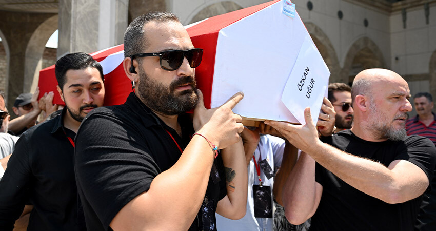 Özkan Uğur cenaze