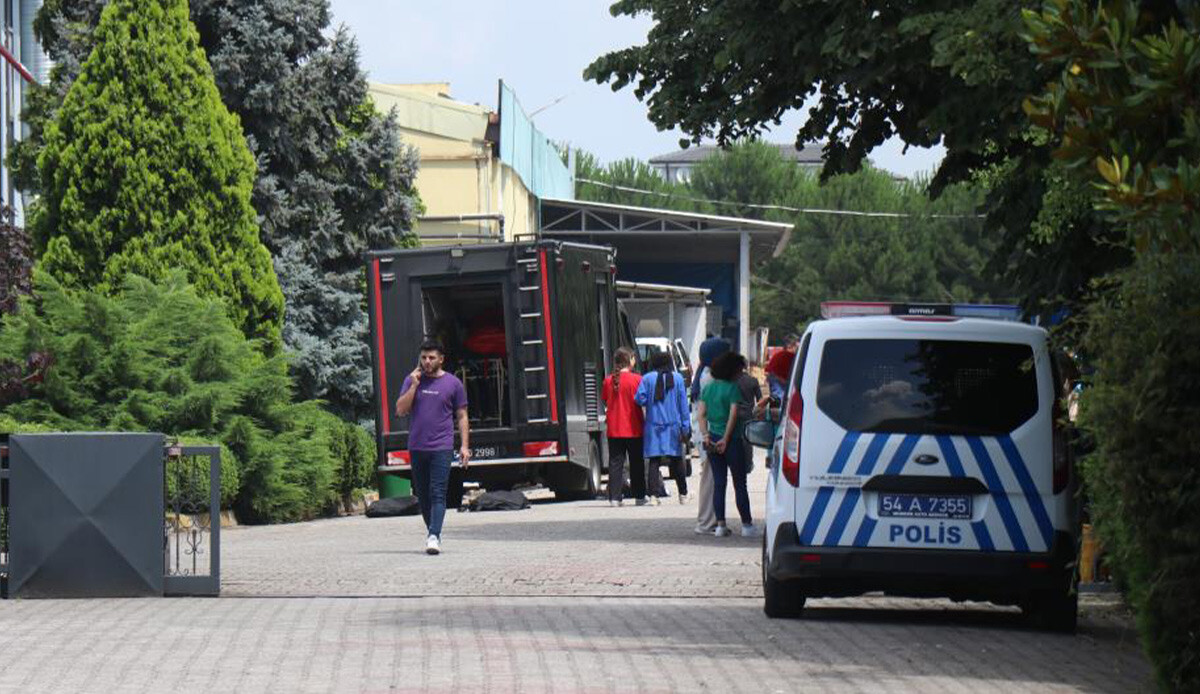 Sakarya’da fabrikada zehirlenme: 47 işçi hastanelik oldu Sakarya’da fabrikada zehirlenme: 47 işçi hastanelik oldu