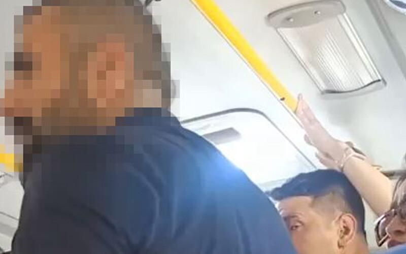 İETT’de indirimli kart tartışması! Şoför fark etti, yolcular tepki gösterdi