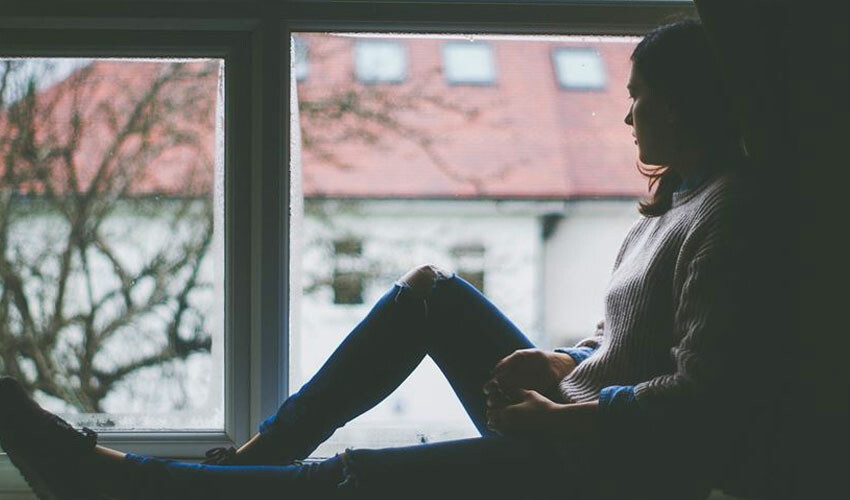 Üzüntü ile karıştırmayın! Depresyonda olabilirsiniz... Üzüntü ile karıştırmayın! Depresyonda olabilirsiniz...