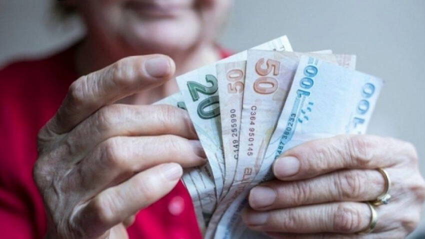 Bahçeli'nin çağrısı sonrası yeniden gündemde: Emekliye zam teklifi bugün Genel Kurul'a geliyor!