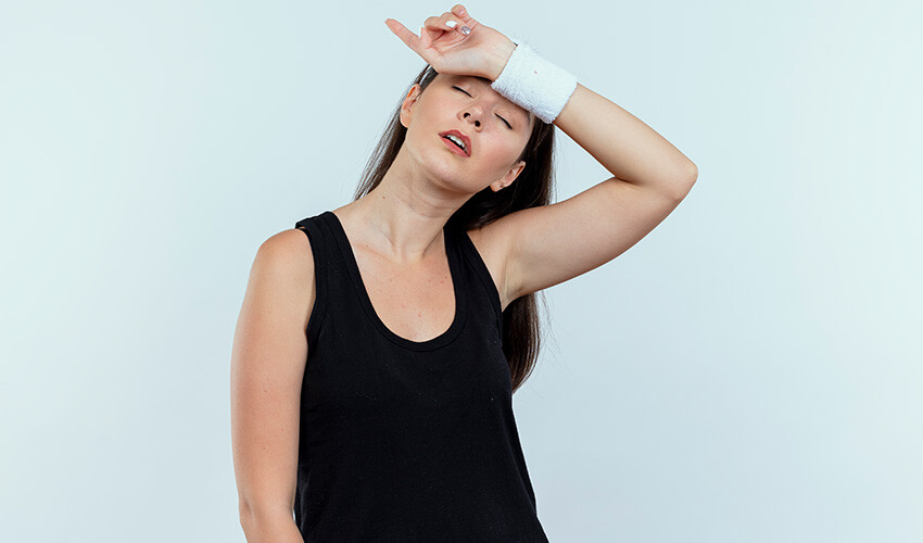 Aşırı terlemeden kurtulmak artık mümkün! Uzmanı tedavisini anlattı