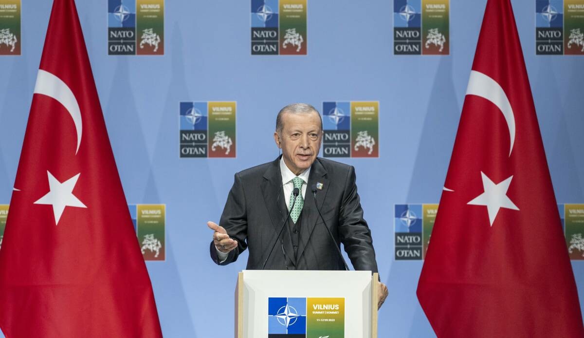 Cumhurbaşkanı Erdoğan'dan müttefiklere terör uyarısı: Örgüt ayrımı yapmayın Cumhurbaşkanı Erdoğan'dan müttefiklere terör uyarısı: Örgüt ayrımı yapmayın