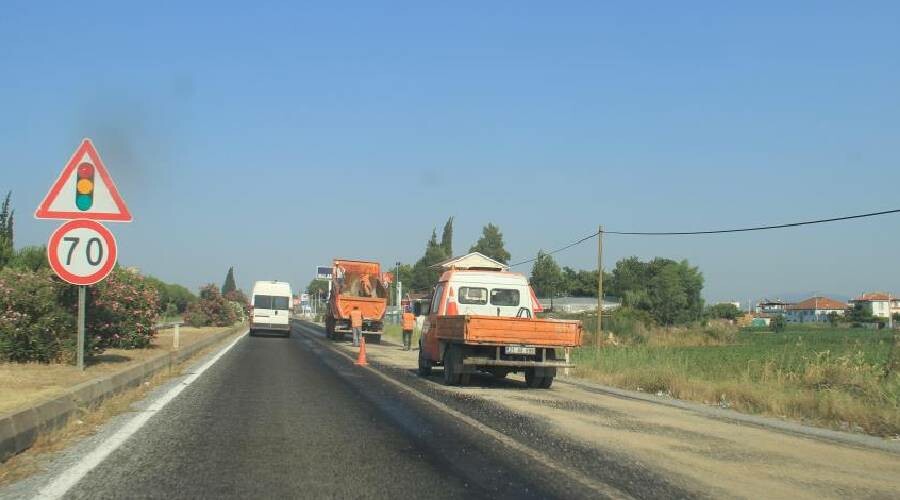 Asfalt eriten hava! Sıcaklık 40 dereceyi buldu... Asfalt eriten hava! Sıcaklık 40 dereceyi buldu...