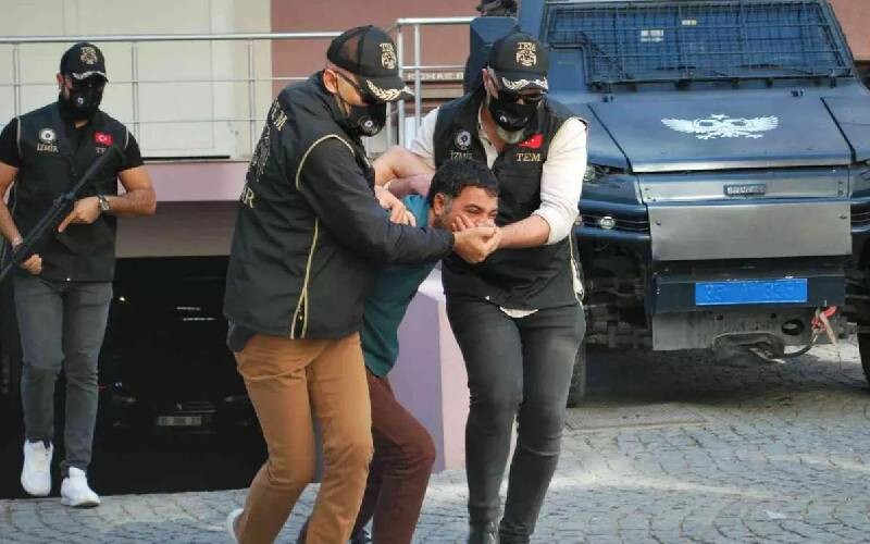 İzmir’de infaz koruma memurlarına yönelik terör saldırısında yeni gelişme İzmir’de infaz koruma memurlarına yönelik terör saldırısında yeni gelişme
