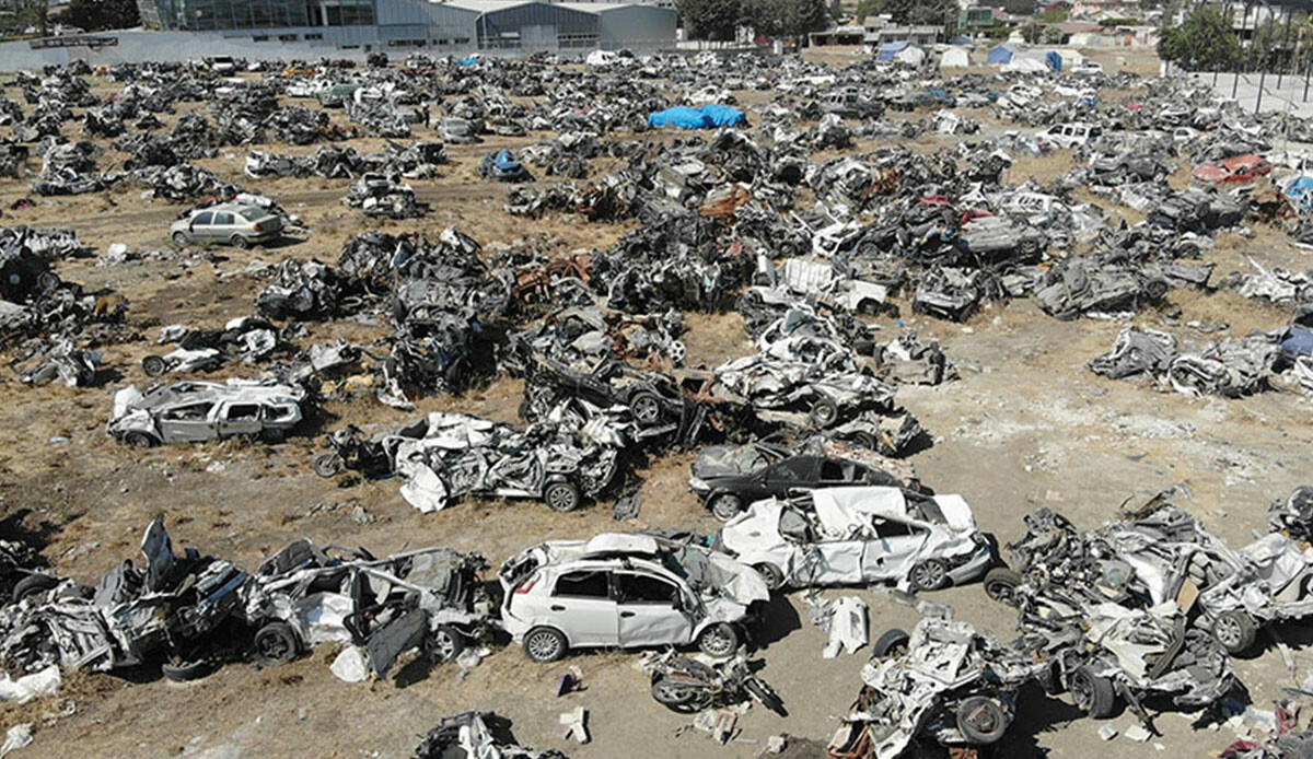 Depremin acı tablosu: Araç mezarlıkları yürek sızlattı