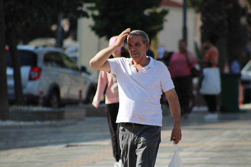 Aydın yanıyor! Termometreler 43 dereceye dayandı Aydın yanıyor! Termometreler 43 dereceye dayandı