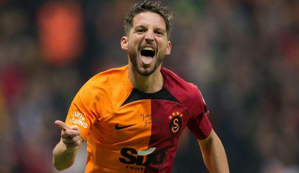 Suudi Arabistan'dan Mertens'e çılgın teklif! Yönetimin aklını karıştıran transferin detayları belli oldu Suudi Arabistan'dan Mertens'e çılgın teklif! Yönetimin aklını karıştıran transferin detayları belli oldu