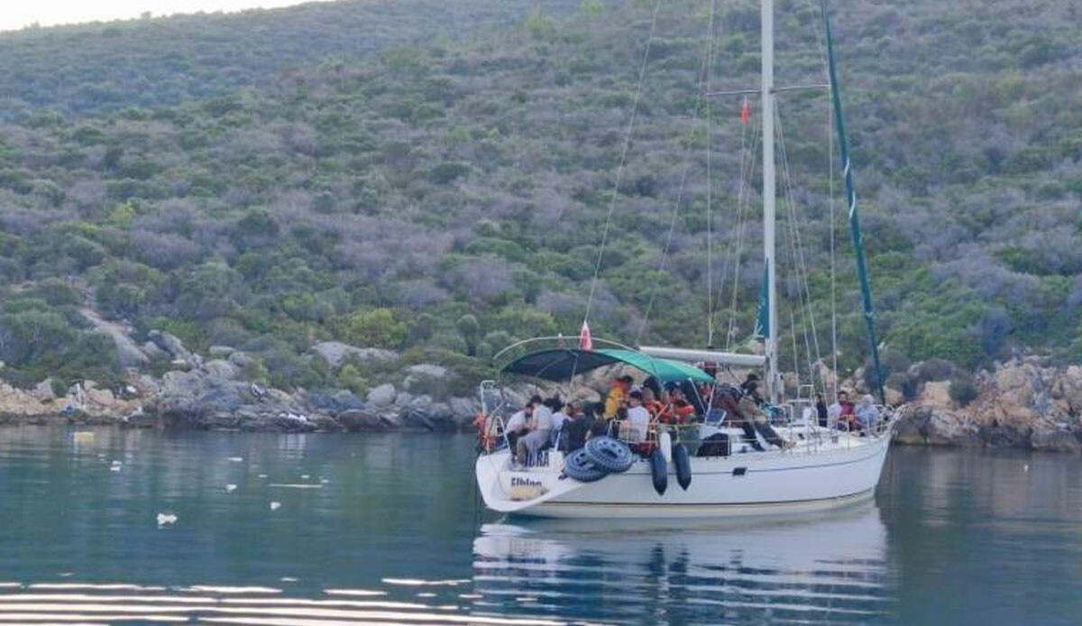 İhbar sonrasında hepsi Muğla açıklarında yakalandı! İhbar sonrasında hepsi Muğla açıklarında yakalandı!