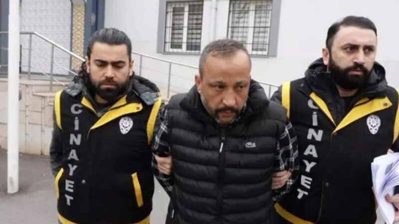 Annesi gözlerinin önünde öldürüldü! Genç kızın sözleri yürek yaktı: Silahı bırakması için yalvardım Annesi gözlerinin önünde öldürüldü! Genç kızın sözleri yürek yaktı: Silahı bırakması için yalvardım