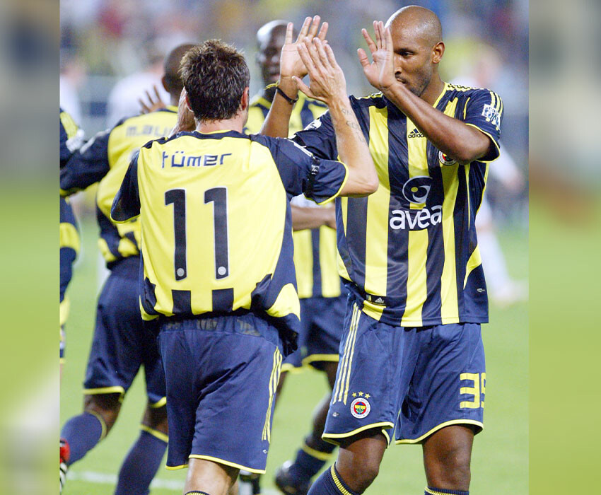 Anelka'dan yıllar sonra gelen Aziz Yıldırım itirafı Anelka'dan yıllar sonra gelen Aziz Yıldırım itirafı