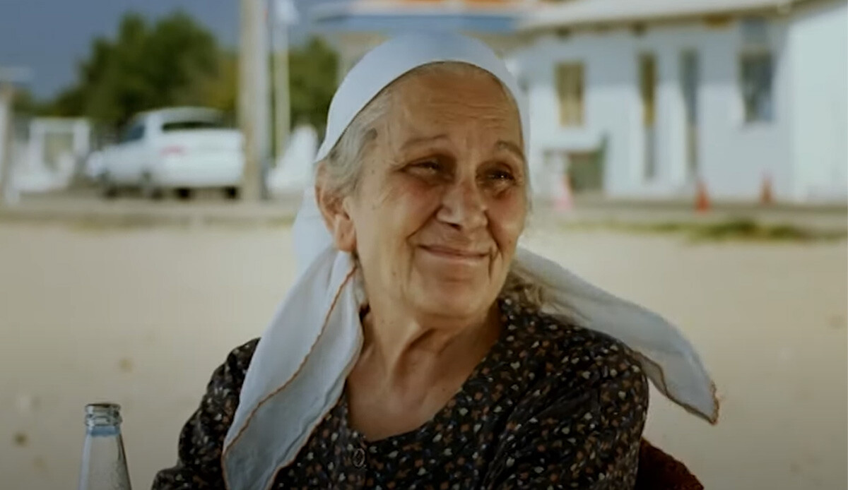 Huzurevinde hayatını kaybeden Tanju Tuncel'in, kızı olduğu öğrenildi, Ayşe Kökçü 'Hayırsız' dedi Huzurevinde hayatını kaybeden Tanju Tuncel'in, kızı olduğu öğrenildi, Ayşe Kökçü 'Hayırsız' dedi