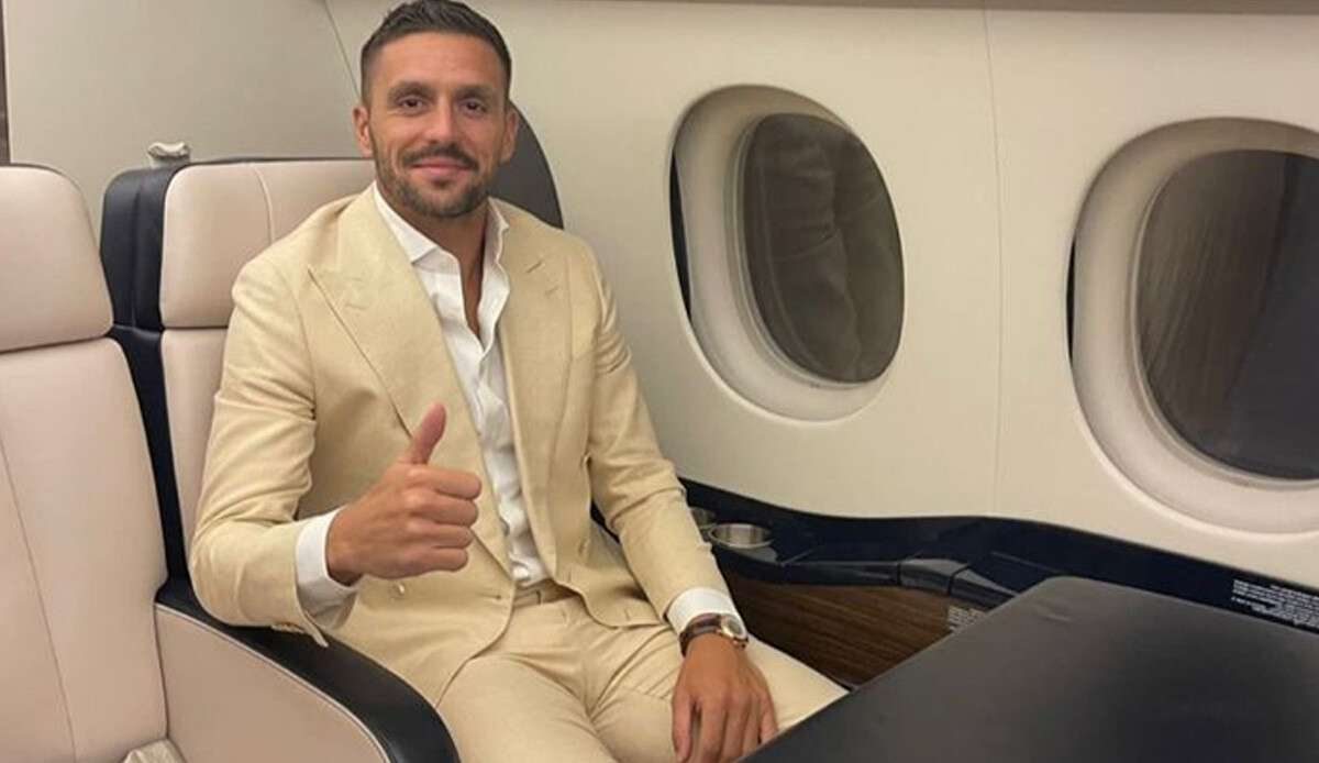 Beşiktaş’a bir transfer çalımı da Fenerbahçe’den! Dusan Tadic'i İstanbul'a getirdiler Beşiktaş’a bir transfer çalımı da Fenerbahçe’den! Dusan Tadic'i İstanbul'a getirdiler