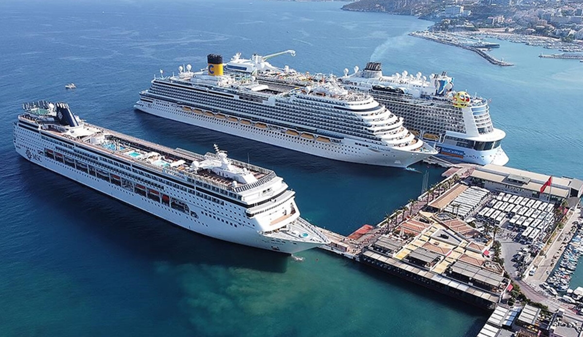 Bakan Uralıoğlu kruvaziyer turizminde rekoru açıkladı: Lüks gemilerin rotası Türkiye Bakan Uralıoğlu kruvaziyer turizminde rekoru açıkladı: Lüks gemilerin rotası Türkiye