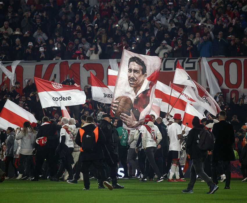 Arjantin'de şampiyon River Plate oldu! Binlerce taraftar meydanlara akın etti