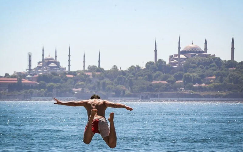 Aşırı sıcaklar devam edecek mi? Uzmanlar tarih verdi: Çarşamba gününe dikkat! Aşırı sıcaklar devam edecek mi? Uzmanlar tarih verdi: Çarşamba gününe dikkat!
