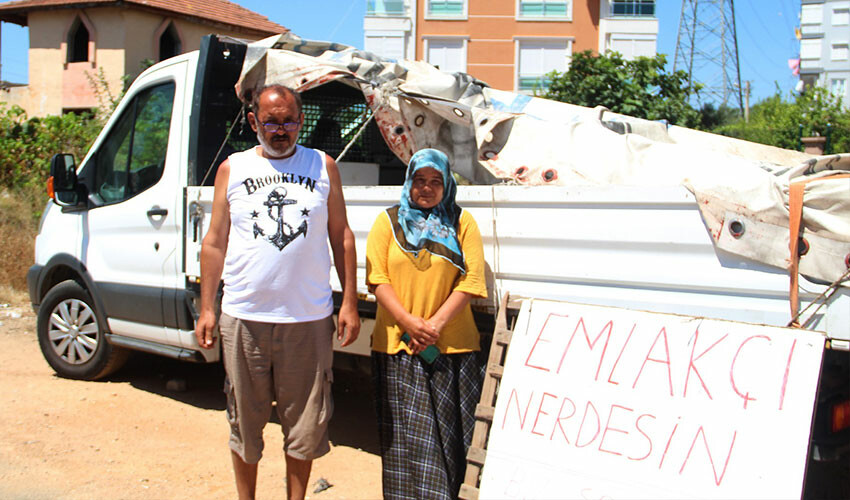 Bu da ev sahibi çilesi: “Evimiz var sokakta kaldık”