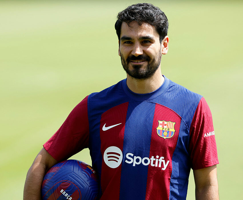 Barcelona'da orta saha bir Türk'e emanet! İlkay Gündoğan imzayı attı Barcelona'da orta saha bir Türk'e emanet! İlkay Gündoğan imzayı attı