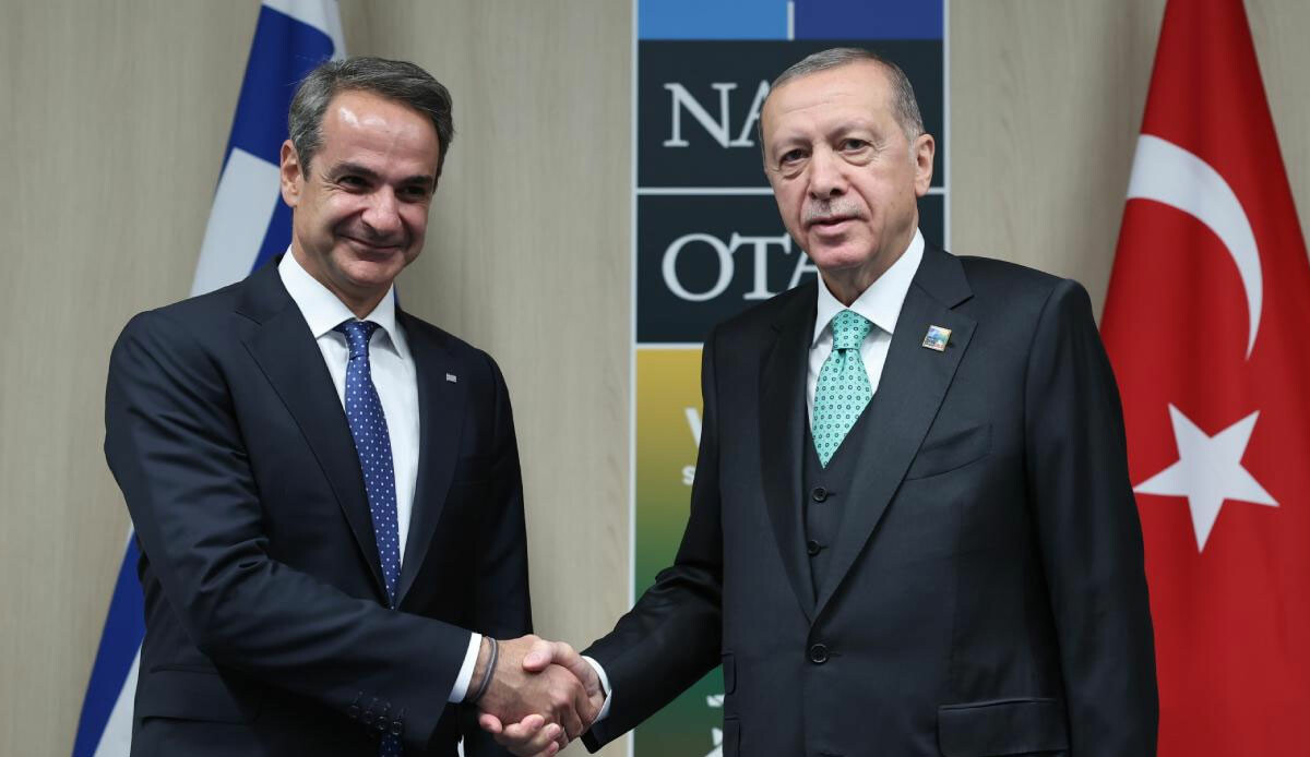 Yunan basını işaret etti: Türkiye-Yunanistan ilişkilerinde iki kritik görüşme Yunan basını işaret etti: Türkiye-Yunanistan ilişkilerinde iki kritik görüşme