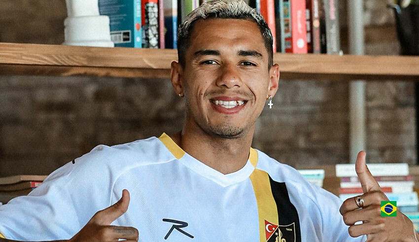 İstanbulspor'da transfer; Brezilyalı futbolcu Jackson Kenio'ya 5 yıllık imza İstanbulspor'da transfer; Brezilyalı futbolcu Jackson Kenio'ya 5 yıllık imza