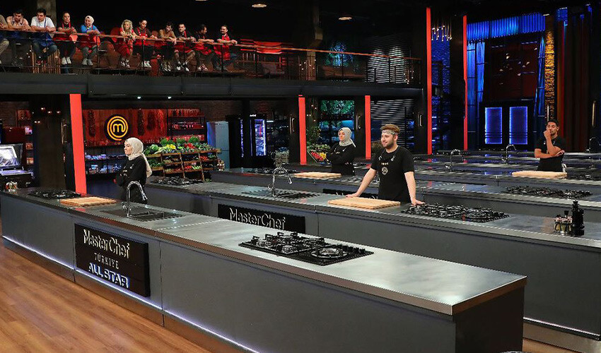 MasterChef All Star’a veda eden Güzide Mertcan’dan zehir zemberek sözler: Konuşsam sayfalara sığmaz! MasterChef All Star’a veda eden Güzide Mertcan’dan zehir zemberek sözler: Konuşsam sayfalara sığmaz!