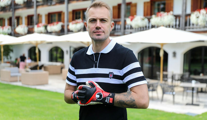 Beşiktaş'ın milli kalecisi Mert Günok gözünü Mehmet Topal'ın şampiyonluk rekoruna dikti Beşiktaş'ın milli kalecisi Mert Günok gözünü Mehmet Topal'ın şampiyonluk rekoruna dikti
