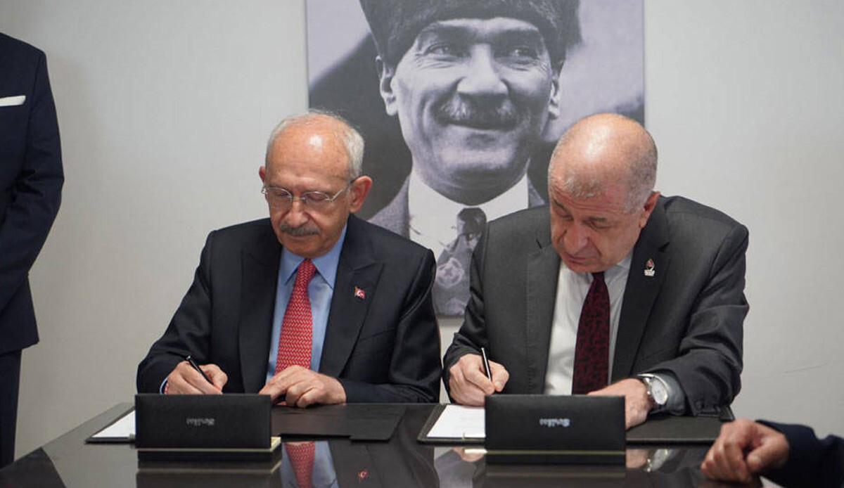 Ümit Özdağ Kılıçdaroğlu ile gizli pazarlığı itiraf etti: Kazansaydı üç bakanlığı ve MİT’i biz verecekti Ümit Özdağ Kılıçdaroğlu ile gizli pazarlığı itiraf etti: Kazansaydı üç bakanlığı ve MİT’i biz verecekti