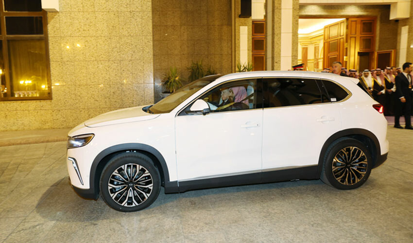 Prens Selman hayranlığını gizleyemedi! Cumhurbaşkanı Erdoğan'ı oteline Togg'la götürdü