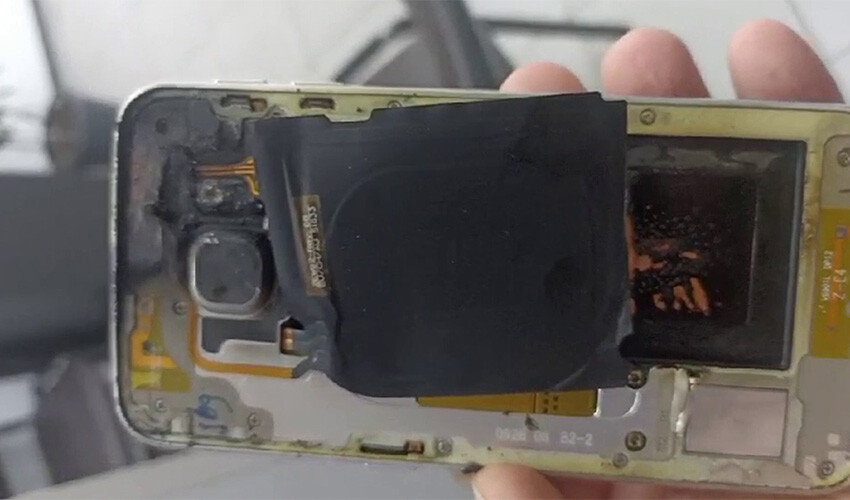 Isınan cep telefonlarına dikkat! İki defa bomba gibi patladı, alevler yükseldi Isınan cep telefonlarına dikkat! İki defa bomba gibi patladı, alevler yükseldi