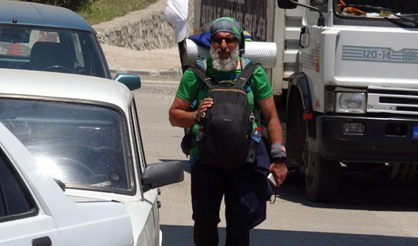 Emekli oldu, Türkiye'yi yürüyerek gezmeye başladı: Günde kaç km yürüdüğüne inanamayacaksınız Emekli oldu, Türkiye'yi yürüyerek gezmeye başladı: Günde kaç km yürüdüğüne inanamayacaksınız