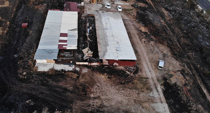 Çanakkale'de 3 gündür devam eden orman yangını kontrol altına alındı Çanakkale'de 3 gündür devam eden orman yangını kontrol altına alındı