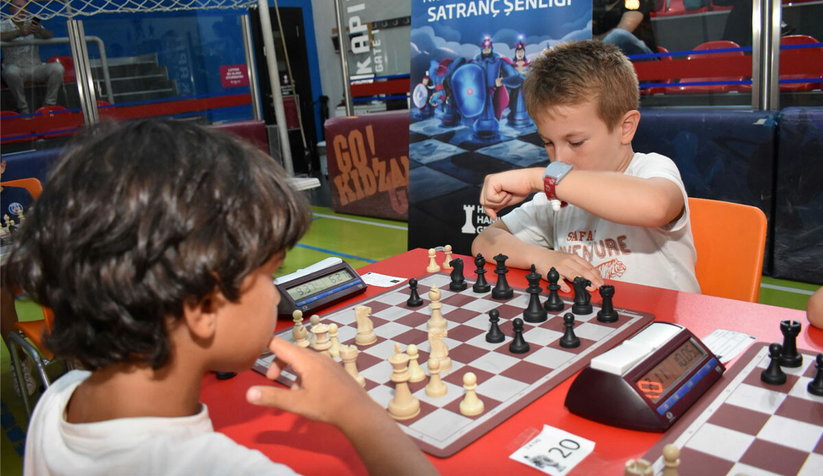 KidZania İstanbul satranç turnuvası için geri sayım başladı KidZania İstanbul satranç turnuvası için geri sayım başladı