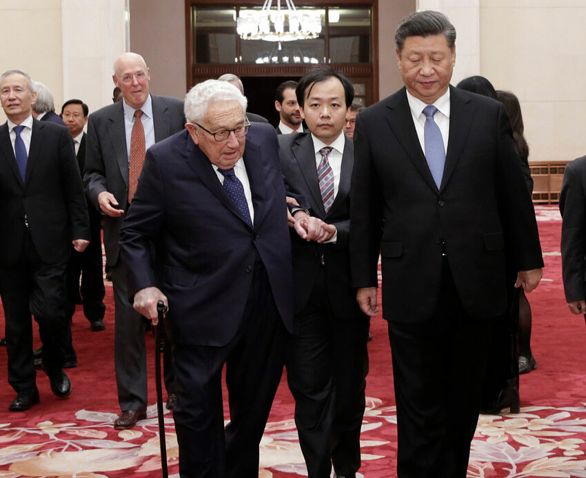 ABD eski Dışişleri Bakanı Kissinger, Çin Savunma Bakanı ile görüştü ABD eski Dışişleri Bakanı Kissinger, Çin Savunma Bakanı ile görüştü