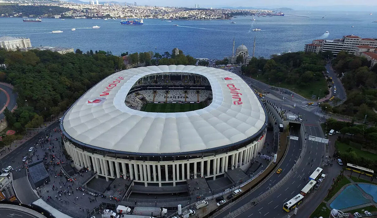 Beşiktaş, yeni sezon kombinelerini satışa çıkardı! En pahalı tribün 95 bin TL Beşiktaş, yeni sezon kombinelerini satışa çıkardı! En pahalı tribün 95 bin TL