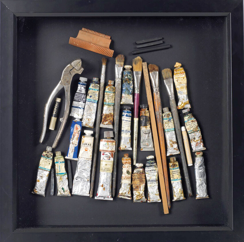 Sanatçının emektar yol arkadaşları: Sanat eserlerinin arka planı bu sergide Sanatçının emektar yol arkadaşları: Sanat eserlerinin arka planı bu sergide