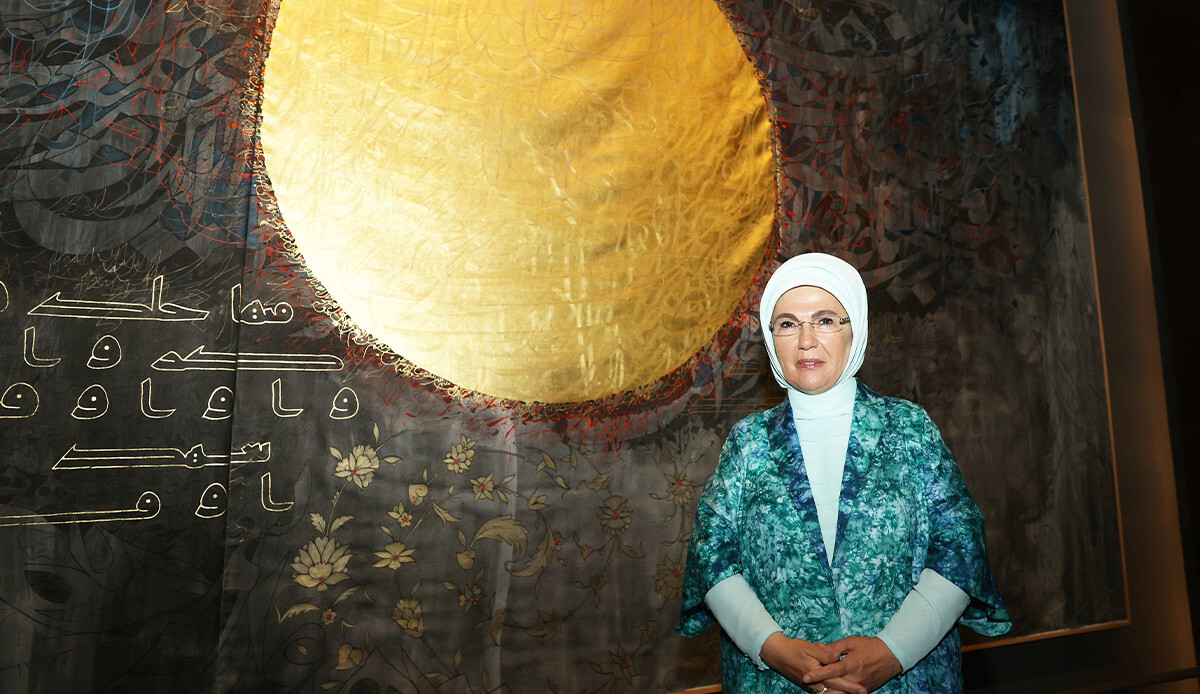 Emine Erdoğan&#039;dan Katara Camii&#039;ne ziyaret