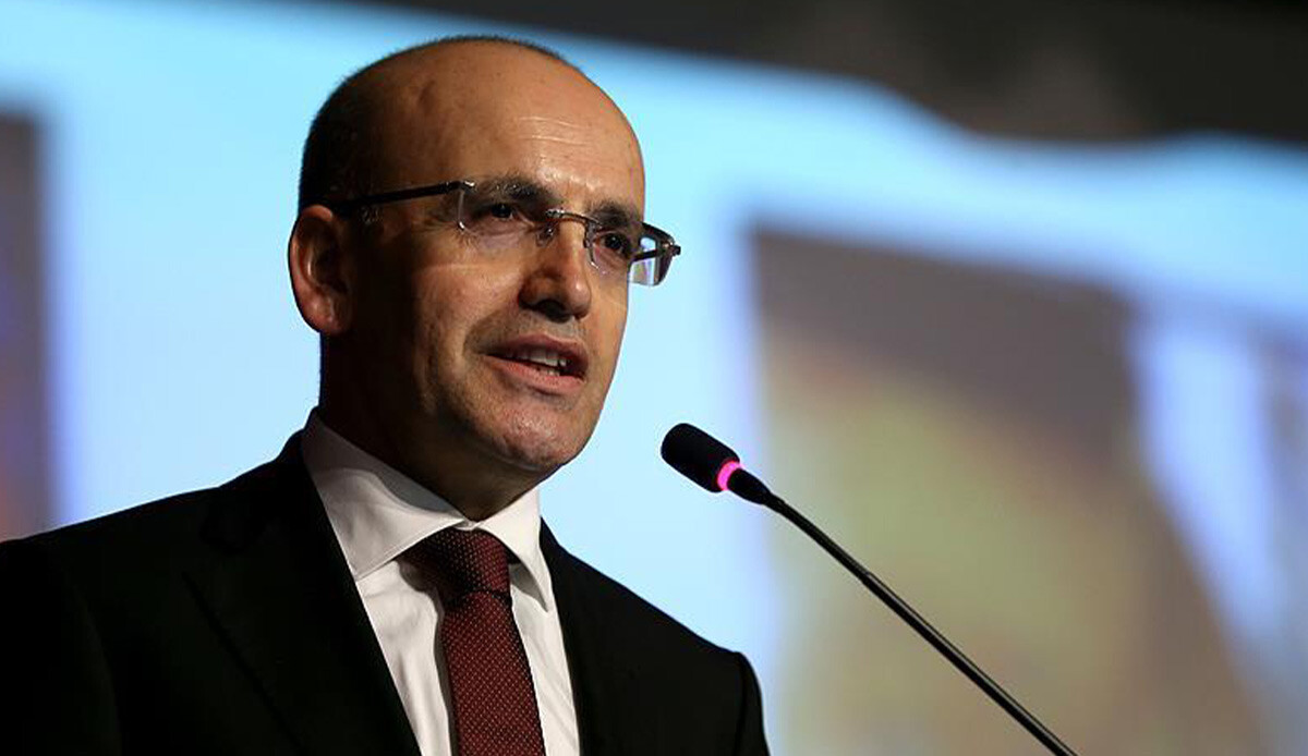 Bakan Şimşek'ten BAE ile dev yatırım anlaşmasına ilk yorum: Programımıza olan güveni yansıtıyor Bakan Şimşek'ten BAE ile dev yatırım anlaşmasına ilk yorum: Programımıza olan güveni yansıtıyor