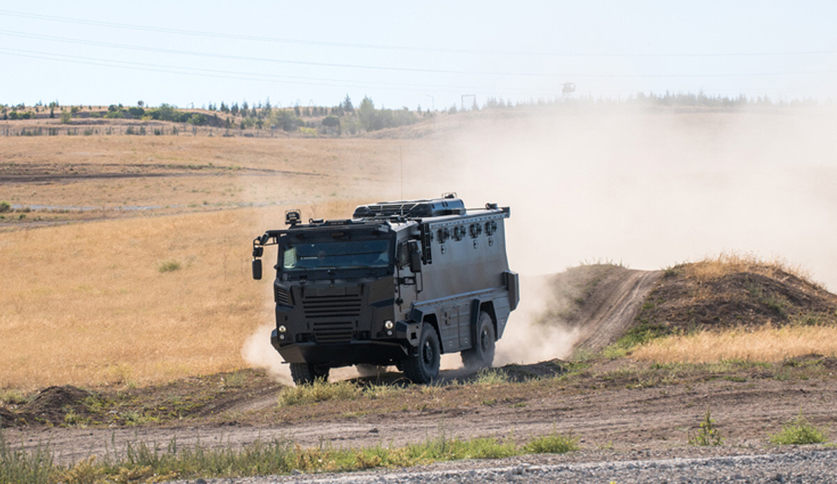 Yenilenen Türk zırhlısı ilk defa IDEF 2023