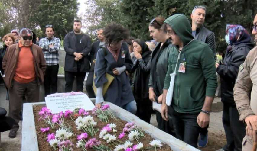9 ay önce vefat etmişti… Billur Kalkavan’ın bakımsız mezarı sevenlerini yıktı Billur Kalkavan'ın cenazesi...
