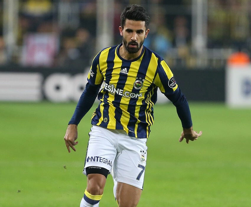 Volkan Demirel Fenerbahçe'den eski takım arkadaşını Hatayspor'a transfer ediyor Volkan Demirel Fenerbahçe'den eski takım arkadaşını Hatayspor'a transfer ediyor