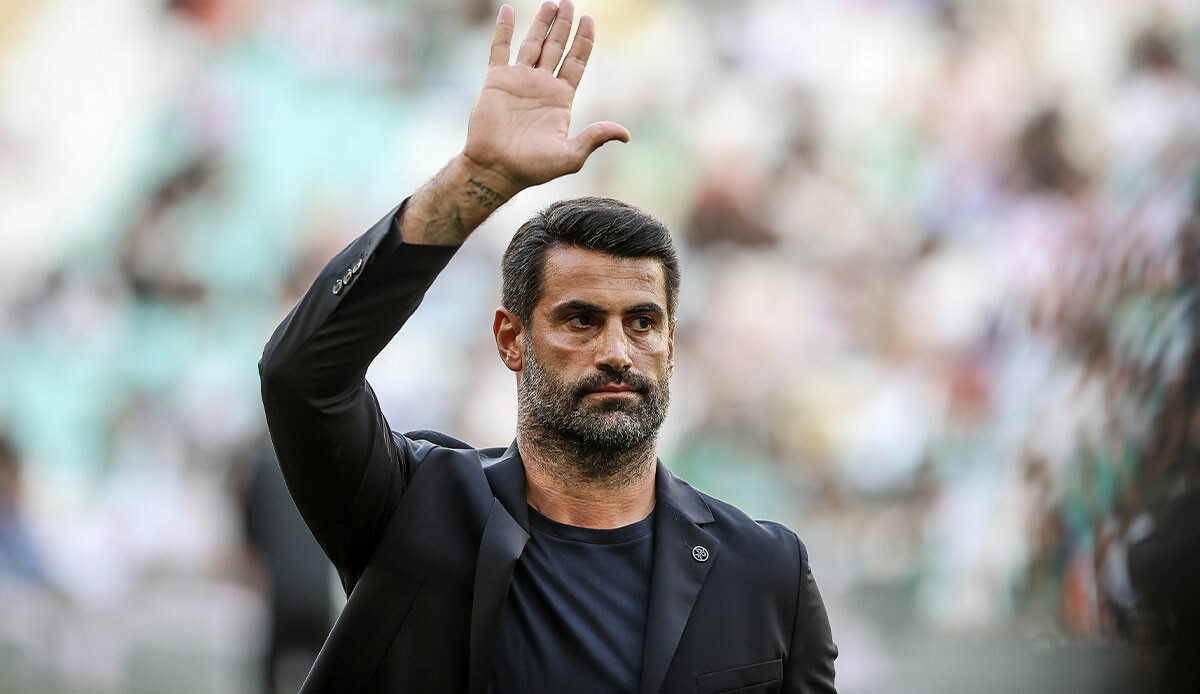 Volkan Demirel Fenerbahçe'den eski takım arkadaşını Hatayspor'a transfer ediyor Volkan Demirel Fenerbahçe'den eski takım arkadaşını Hatayspor'a transfer ediyor