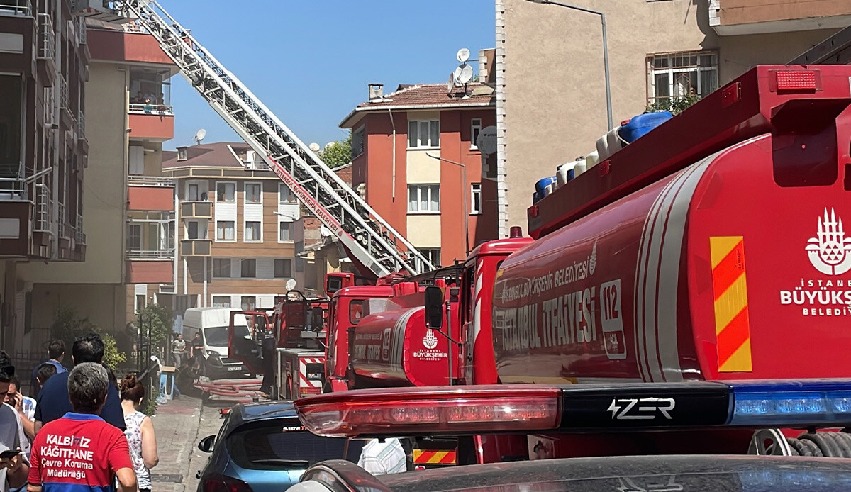 Kağıthane'de yangın! 1'i ağır 5 yaralı var Kağıthane'de yangın! 1'i ağır 5 yaralı var
