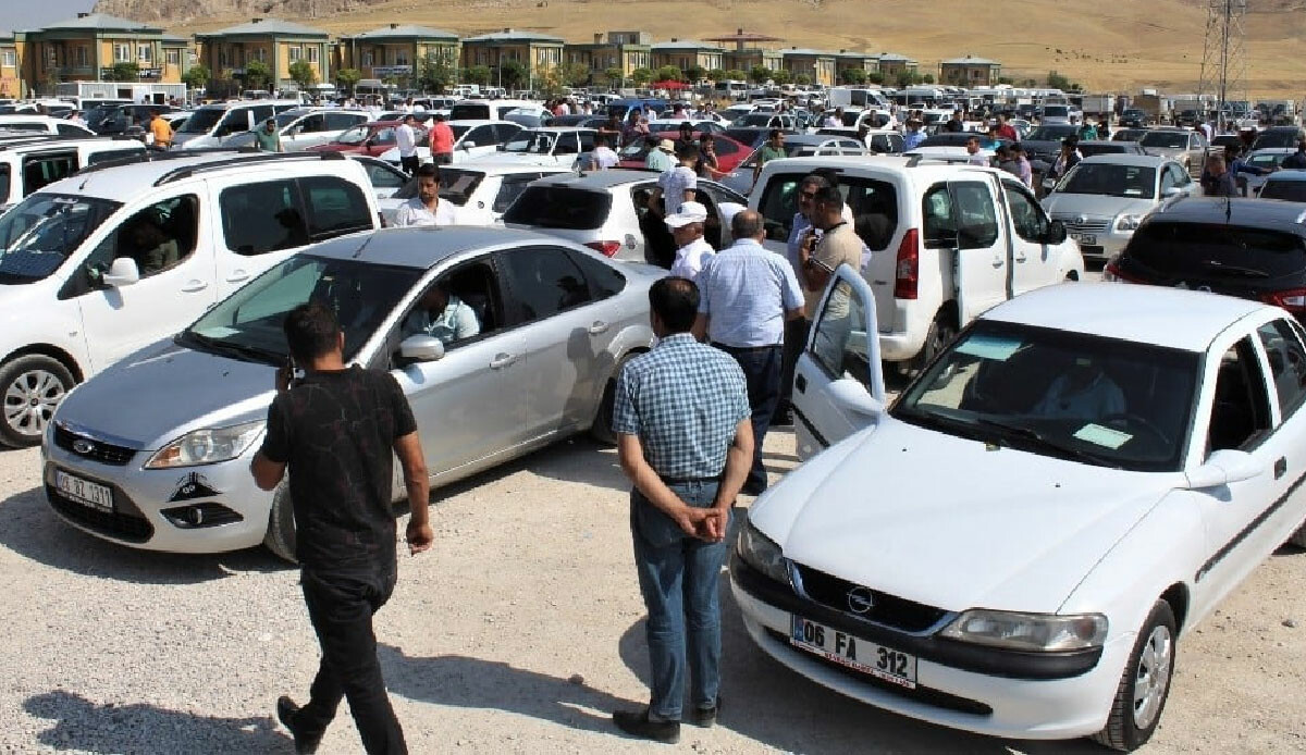 İkinci el otomobil ilanlarına yağmur gibi ceza: 1 haftada 15 bin azaldı, vekaletle satış mercek altında İkinci el otomobil ilanlarına yağmur gibi ceza: 1 haftada 15 bin azaldı, vekaletle satış mercek altında
